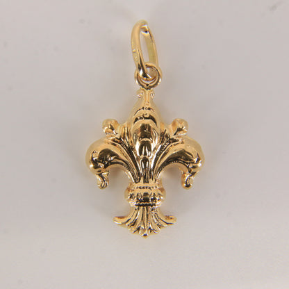 Vintage 18k Yellow Gold Fleur De Lis Charm Pendant French Royal Flower Heraldic