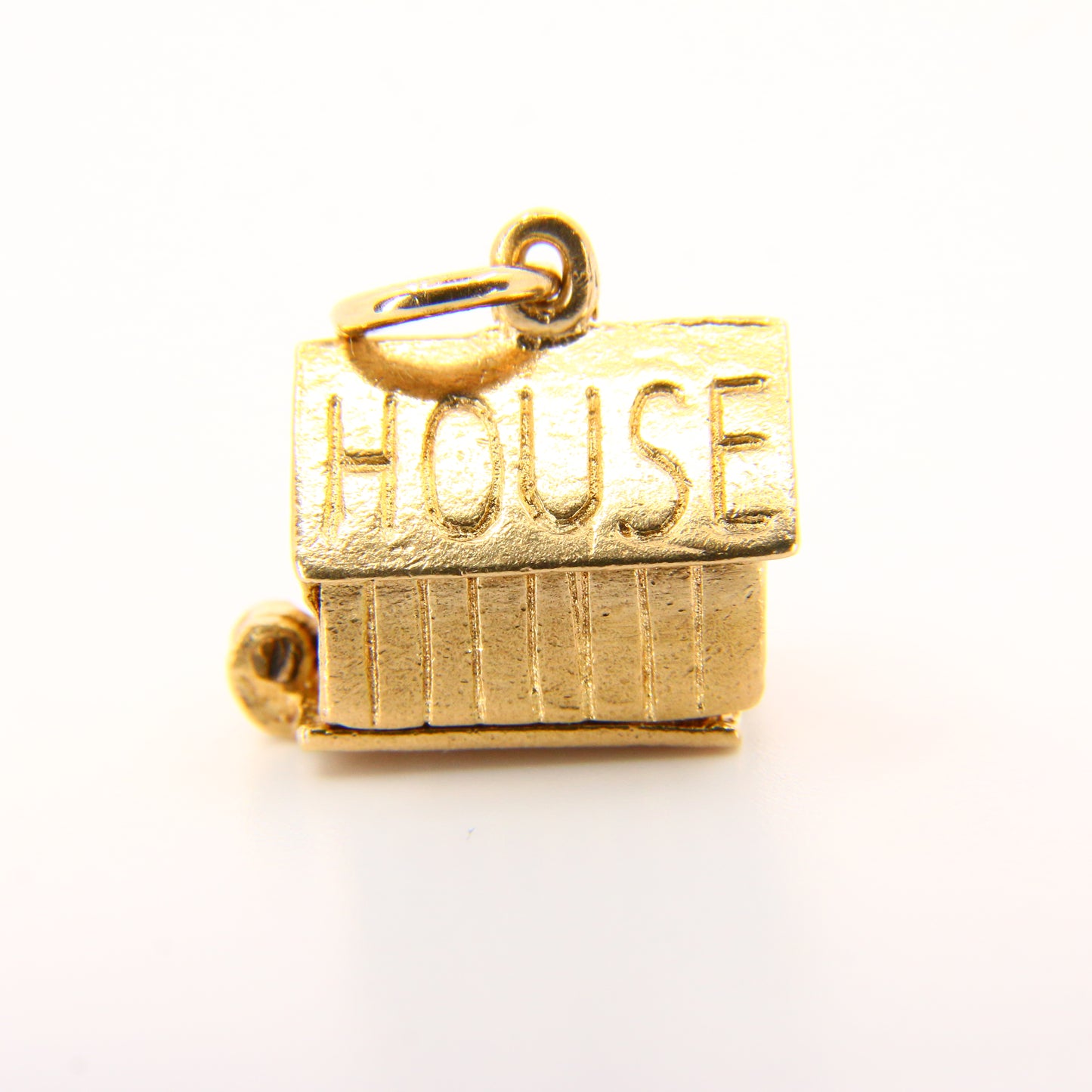 Vintage 9ct The Dog House Opening Funny Charm Hallmarked Yellow Gold Pendant