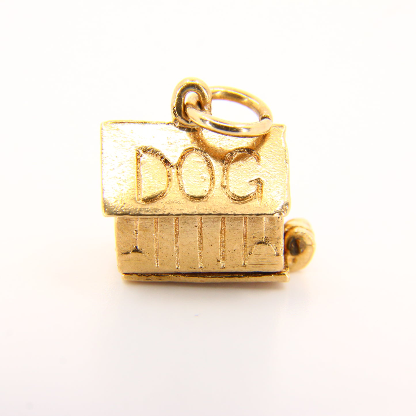 Vintage 9ct The Dog House Opening Funny Charm Hallmarked Yellow Gold Pendant