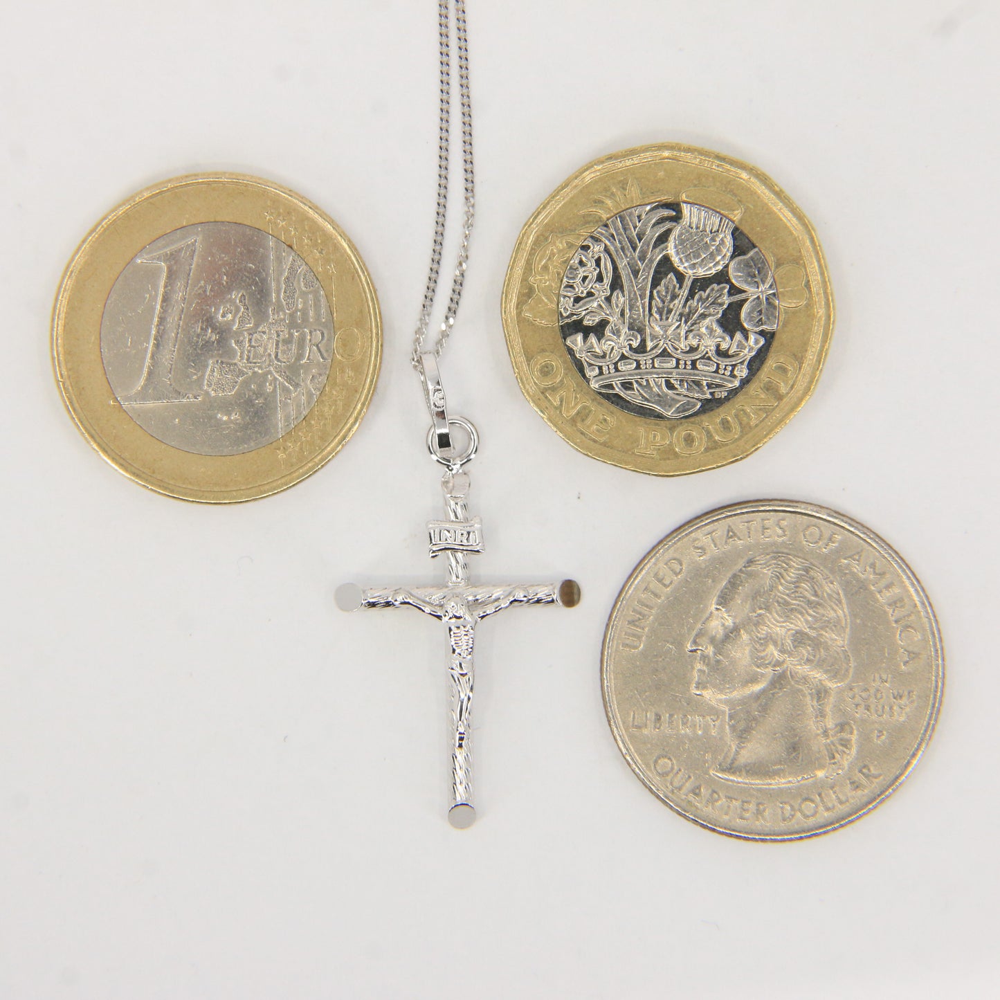 Vintage 9ct White Gold 18 Inch Curb Chain Crucifix INRI Cross Pendant Boxed Gift