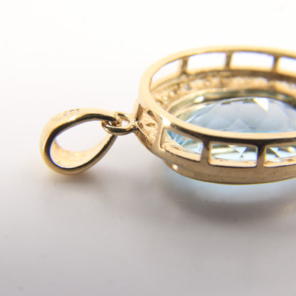 Vintage 9ct Hallmarked Gold Aquamarine & Diamond Set Oval Pendant