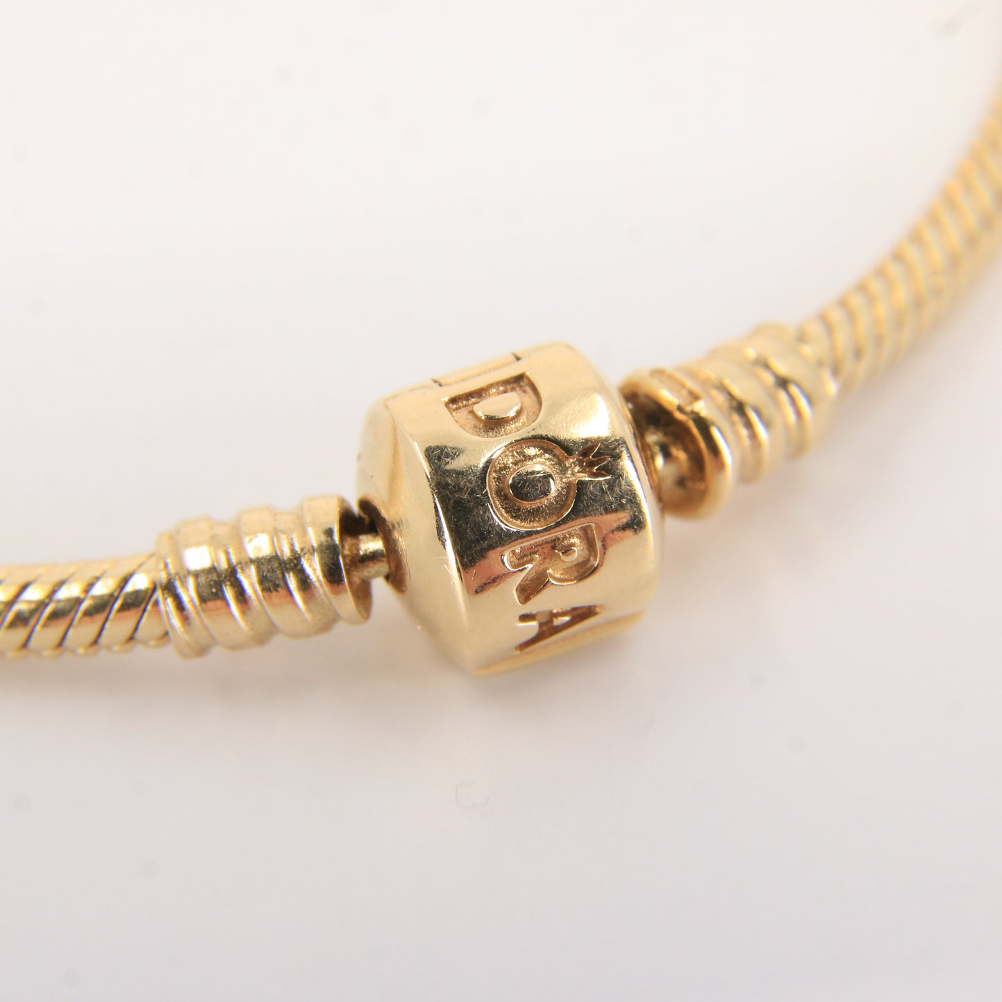 Pandora 14ct Solid Gold Snake Chain Bracelet 19cm Yellow Gold Moments Collection