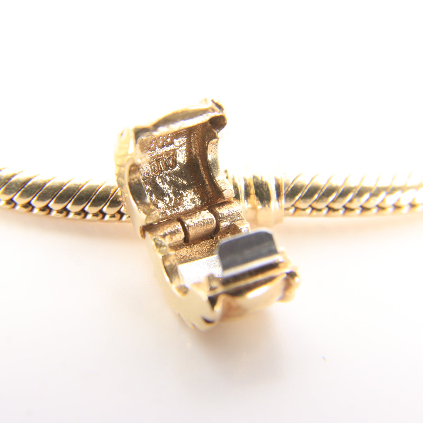 Pandora 14ct Solid Gold Snake Chain Bracelet 19cm Yellow Gold Moments Collection