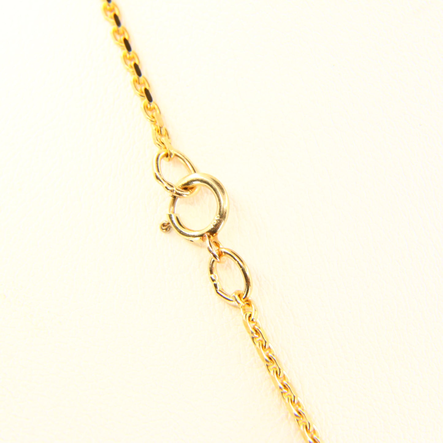 Vintage 9 Carat Gold Stylised Wishbone Pendant on 9ct Gold Chain Necklace