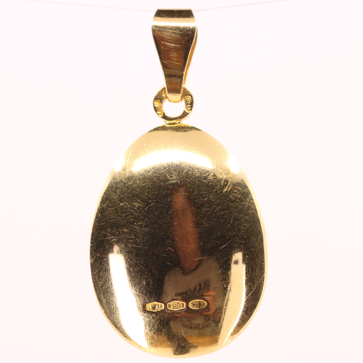 Vintage 18ct Yellow Gold Unoerre Virgin Mary Madonna Religious Pendant Italian