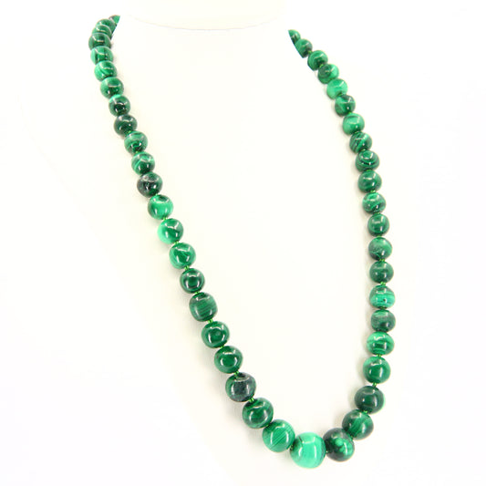 Vintage 22" Graduated Green Malachite Beaded Necklace Italian 18ct Yellow Gold Large Clasp