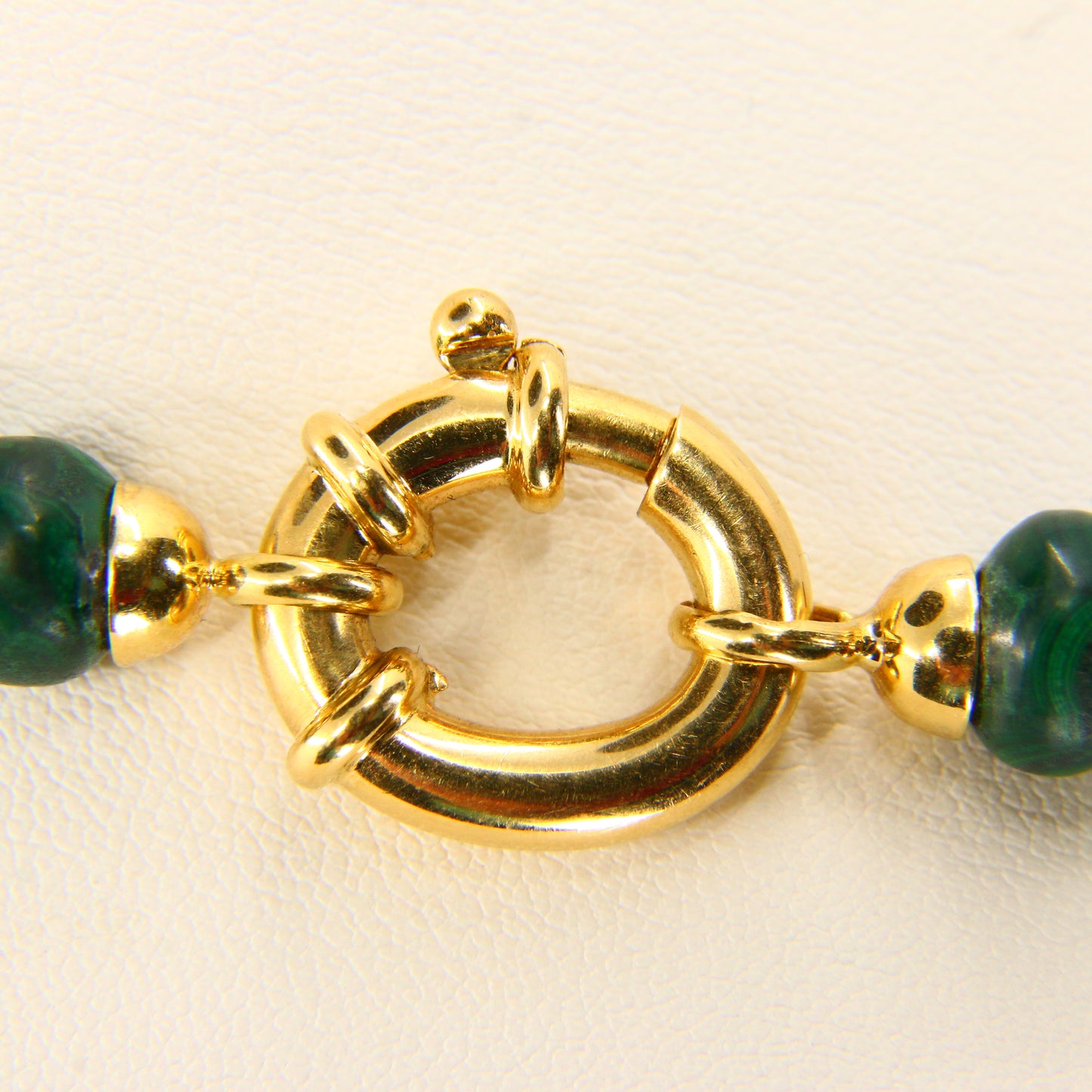 Vintage 22" Graduated Green Malachite Beaded Necklace Italian 18ct Yellow Gold Large Clasp