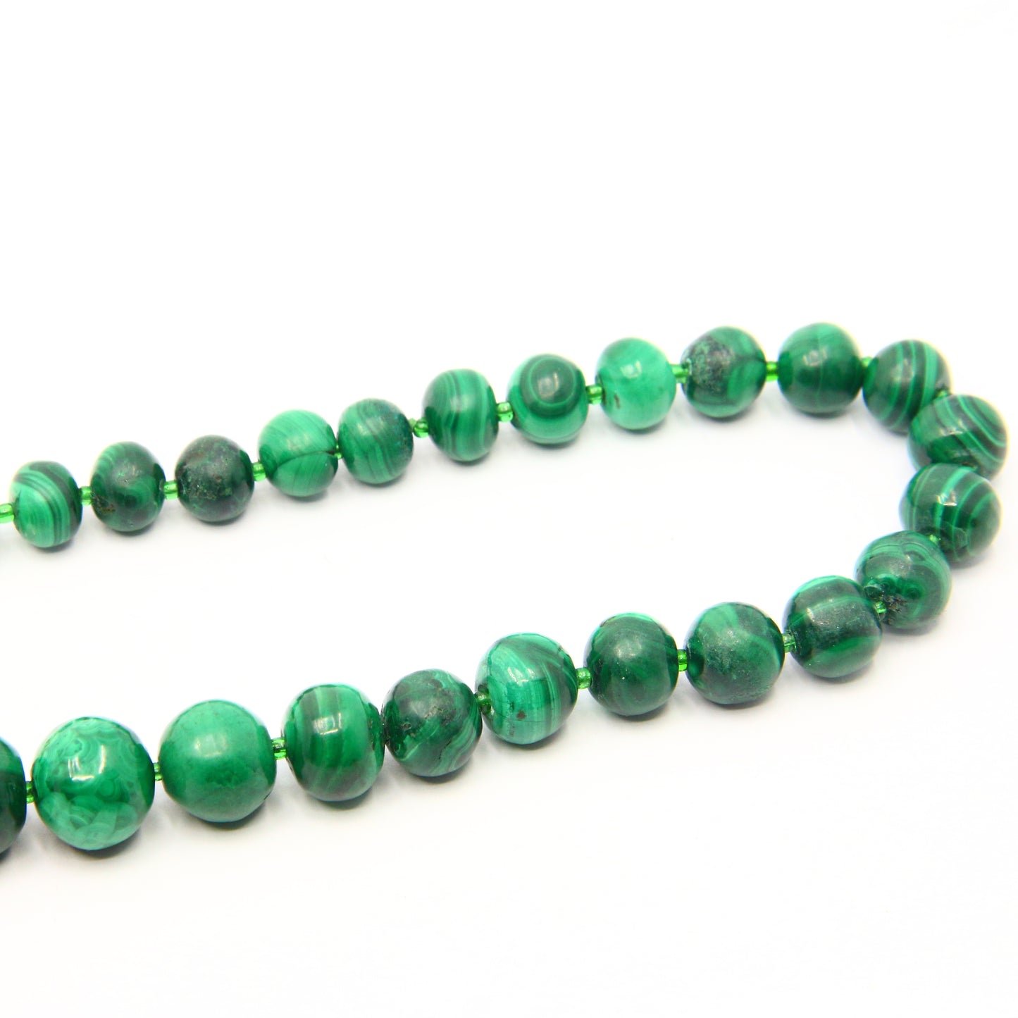 Vintage 22" Graduated Green Malachite Beaded Necklace Italian 18ct Yellow Gold Large Clasp