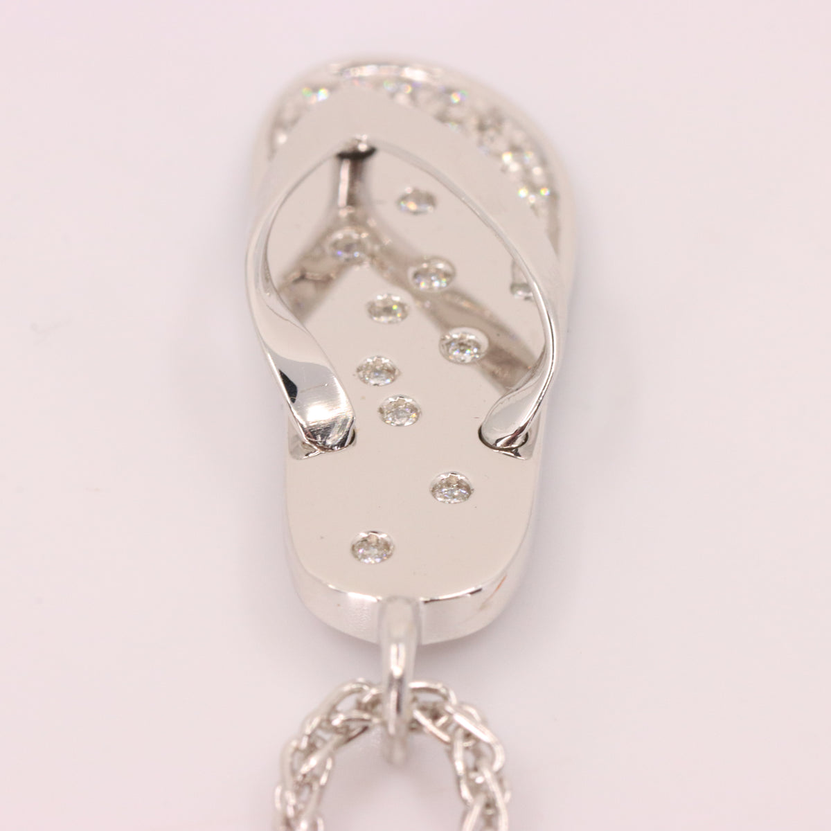 Vintage 18ct Hallmarked White Gold 18 inch Jean Marc Garel Diamond Flip Flop Pendant Necklace