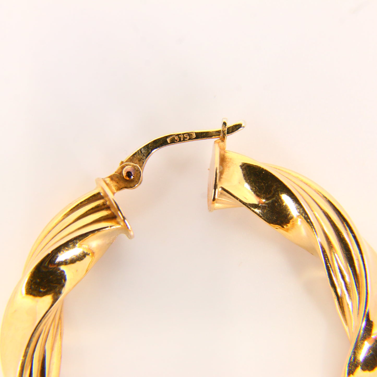 Vintage 9ct Twist Hoop Earrings 9 Carat Yellow Gold Boxed Gift