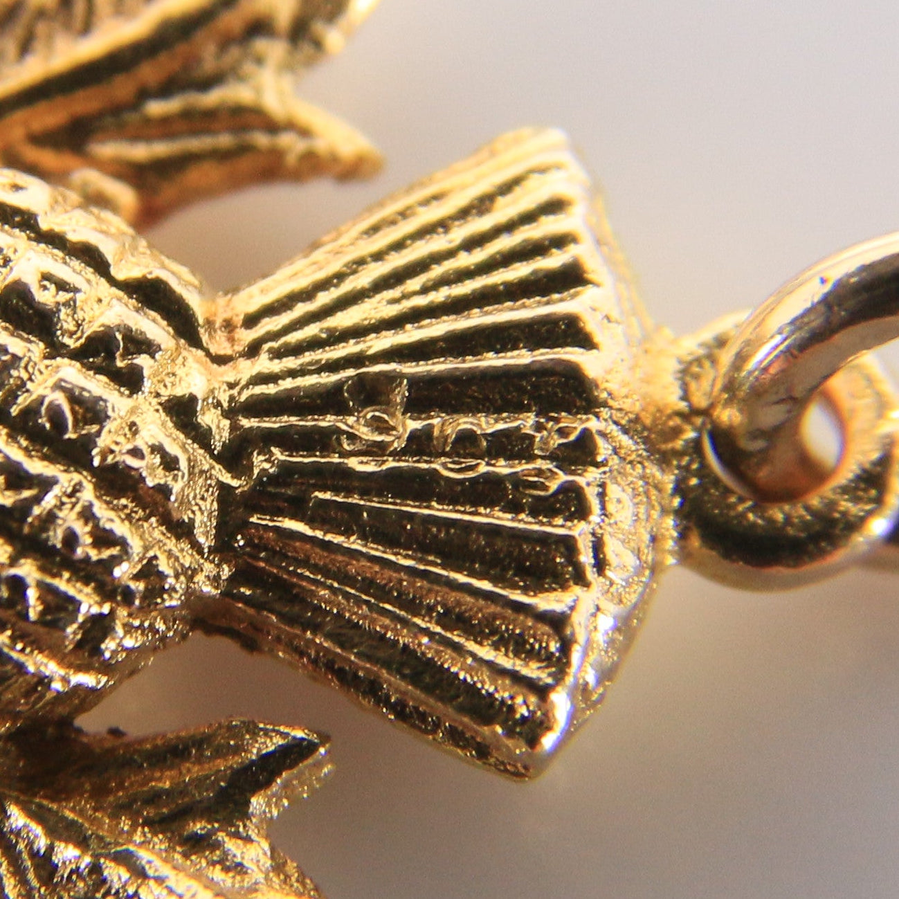 Vintage 9ct Yellow Gold Scottish Thistle Charm Pendant Flower Of Scotland Gift