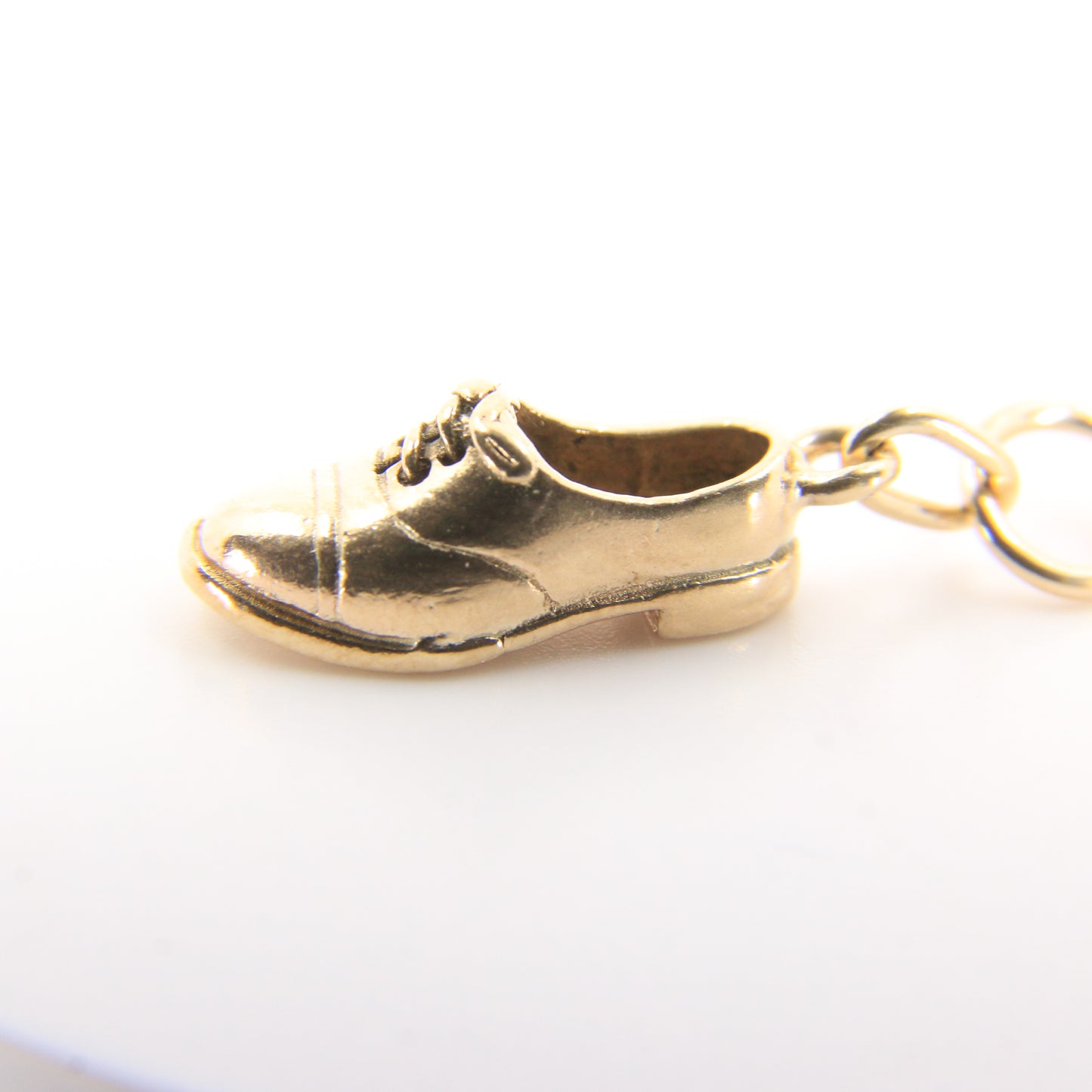 Vintage 9ct Hallmarked Yellow Gold Classic Dress Shoe Pair Charm Pendant Gift