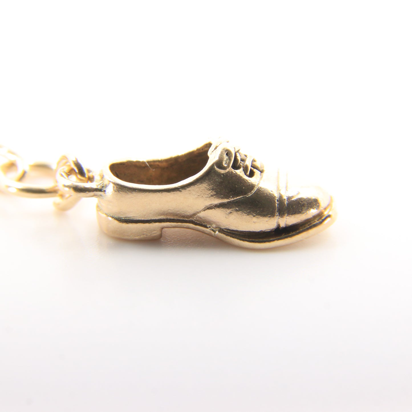Vintage 9ct Hallmarked Yellow Gold Classic Dress Shoe Pair Charm Pendant Gift