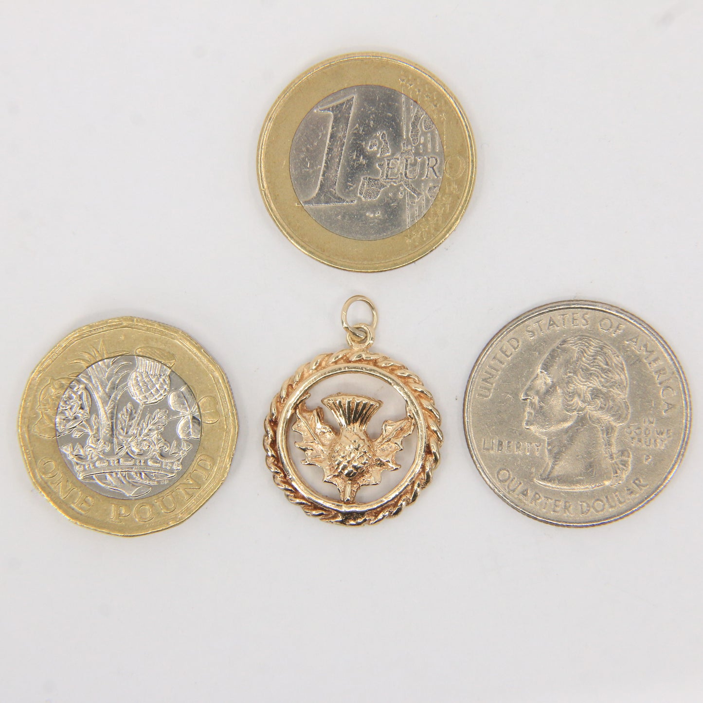Vintage 9ct Hallmarked Yellow Gold Scottish Thistle Wreath Charm Pendant Gift