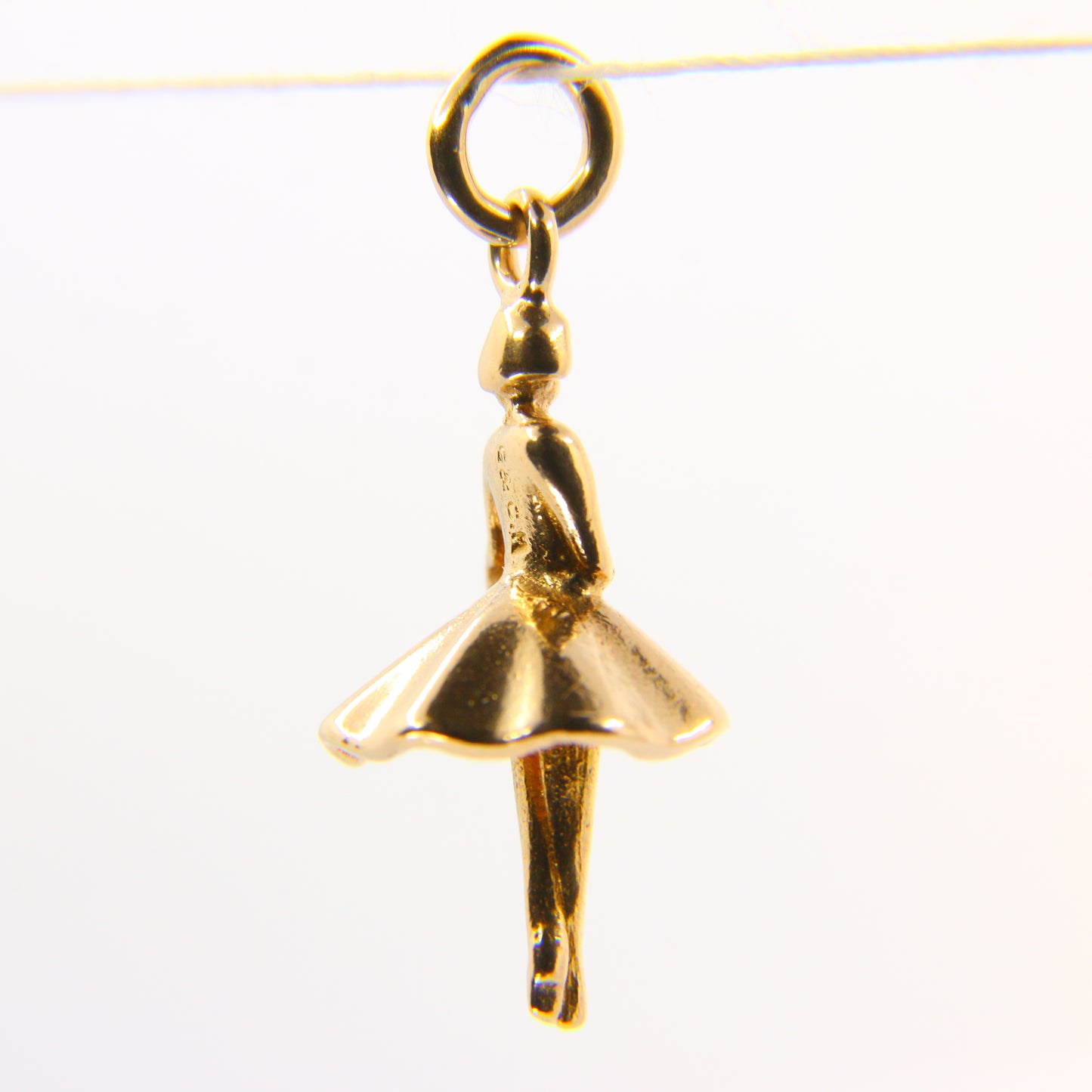 Vintage 9ct Minatare Ballerina Charm Pendant Hallmarked Yellow Gold Ballet Dancer