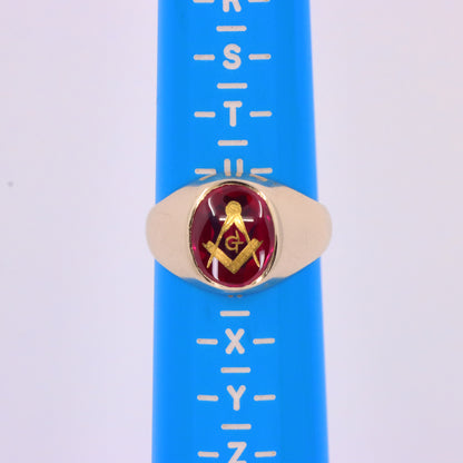 Vintage 9ct Hallmarked Gold Masonic Ruby Ring Square & Compass Mason Ring Boxed