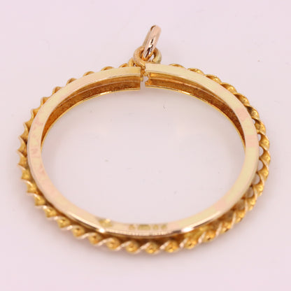 Vintage 9ct Yellow Gold Hallmarked Full Sovereign Coin Frame Display Pendant