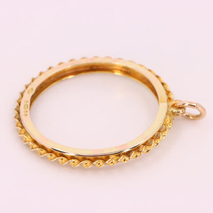 Vintage 9ct Yellow Gold Hallmarked Full Sovereign Coin Frame Display Pendant