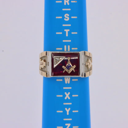 Vintage 10K/14K Gold Masonic Ring Diamond Ruby Freemason Signet Ring UK SIZE V