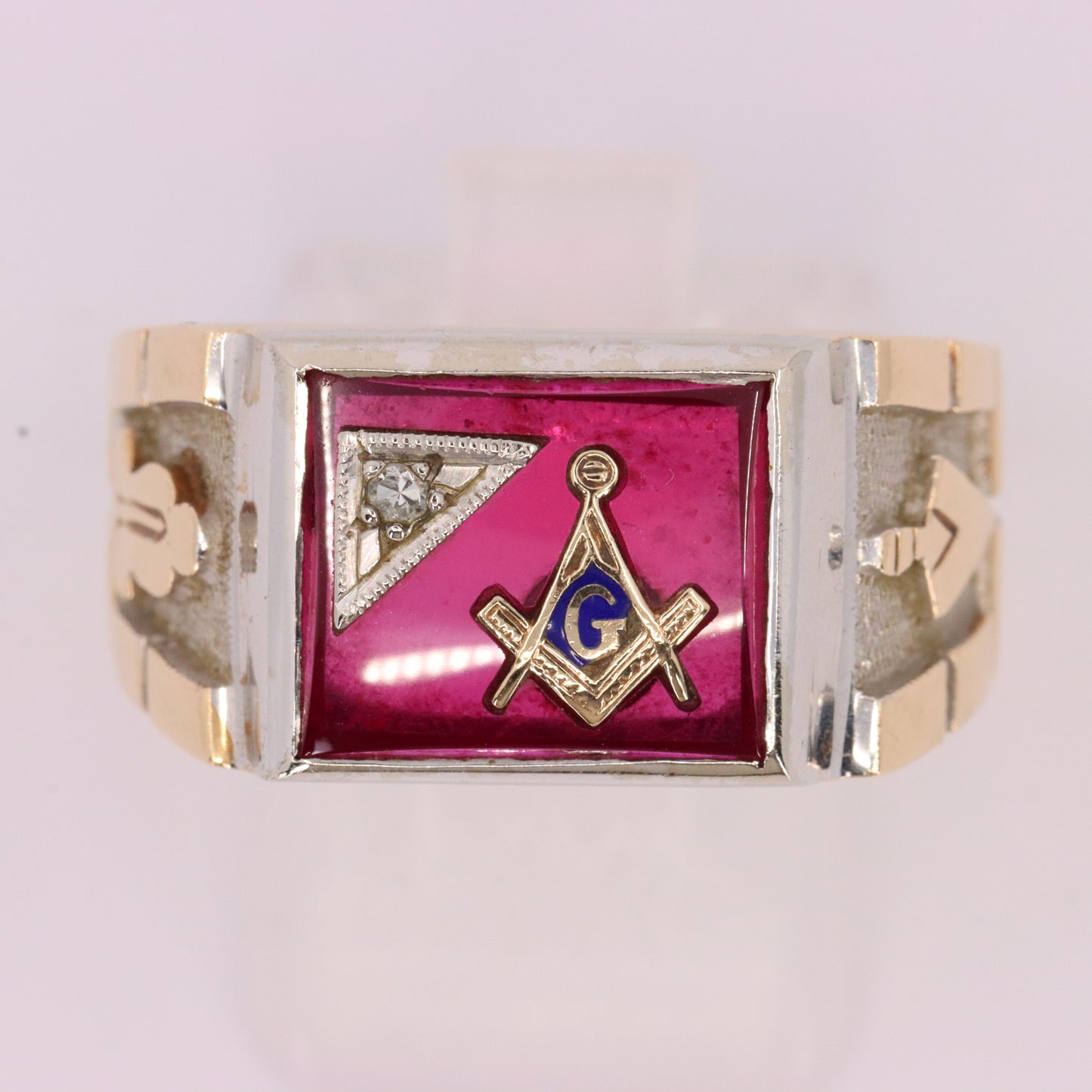 Vintage 10K/14K Gold Masonic Ring Diamond Ruby Freemason Signet Ring UK SIZE V