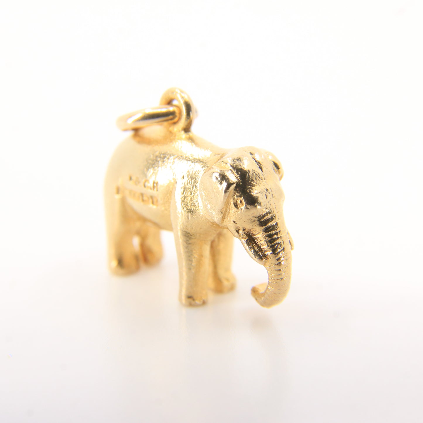 Vintage 9ct Hallmarked Gold Elephant Pendant Trunk Down Safari Charm Gift
