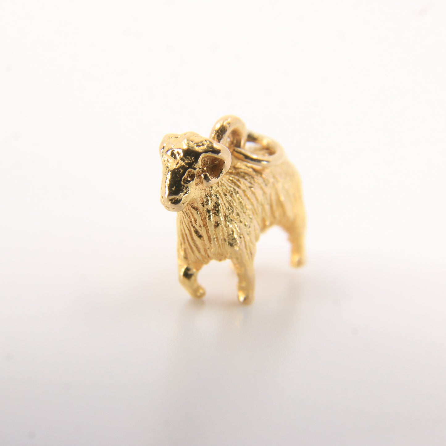 Vintage 9ct Hallmarked Yellow Gold Ram Charm Aries Zodiac Sheep Farm Animal Pendant Gift