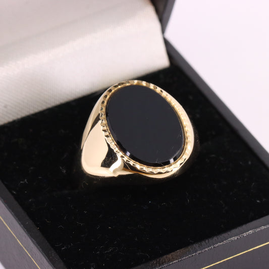 Vintage 9ct Hallmarked Yellow Gold Black Onyx Signet Ring UK Size U 1/2 Boxed