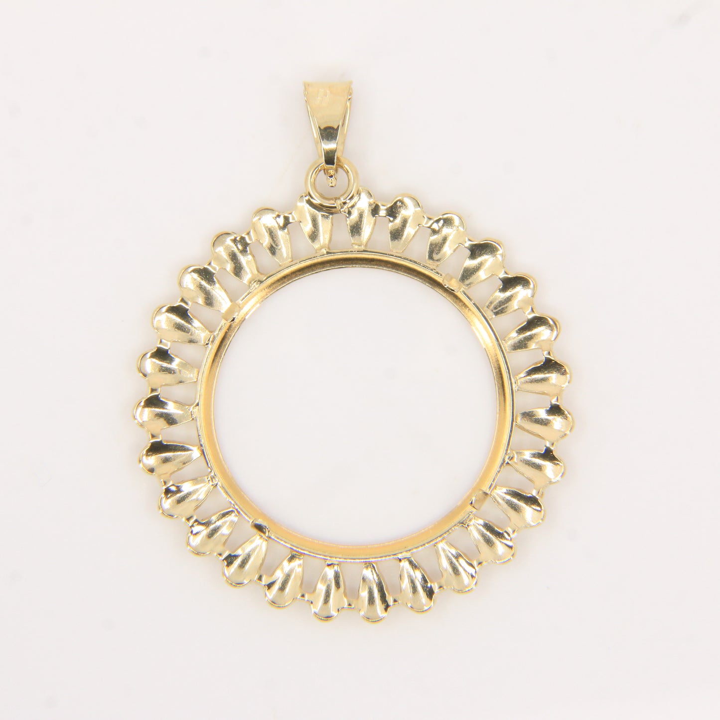 Vintage 9ct Hallmarked Yellow Gold Full Sovereign Holder Pendant Coin Display