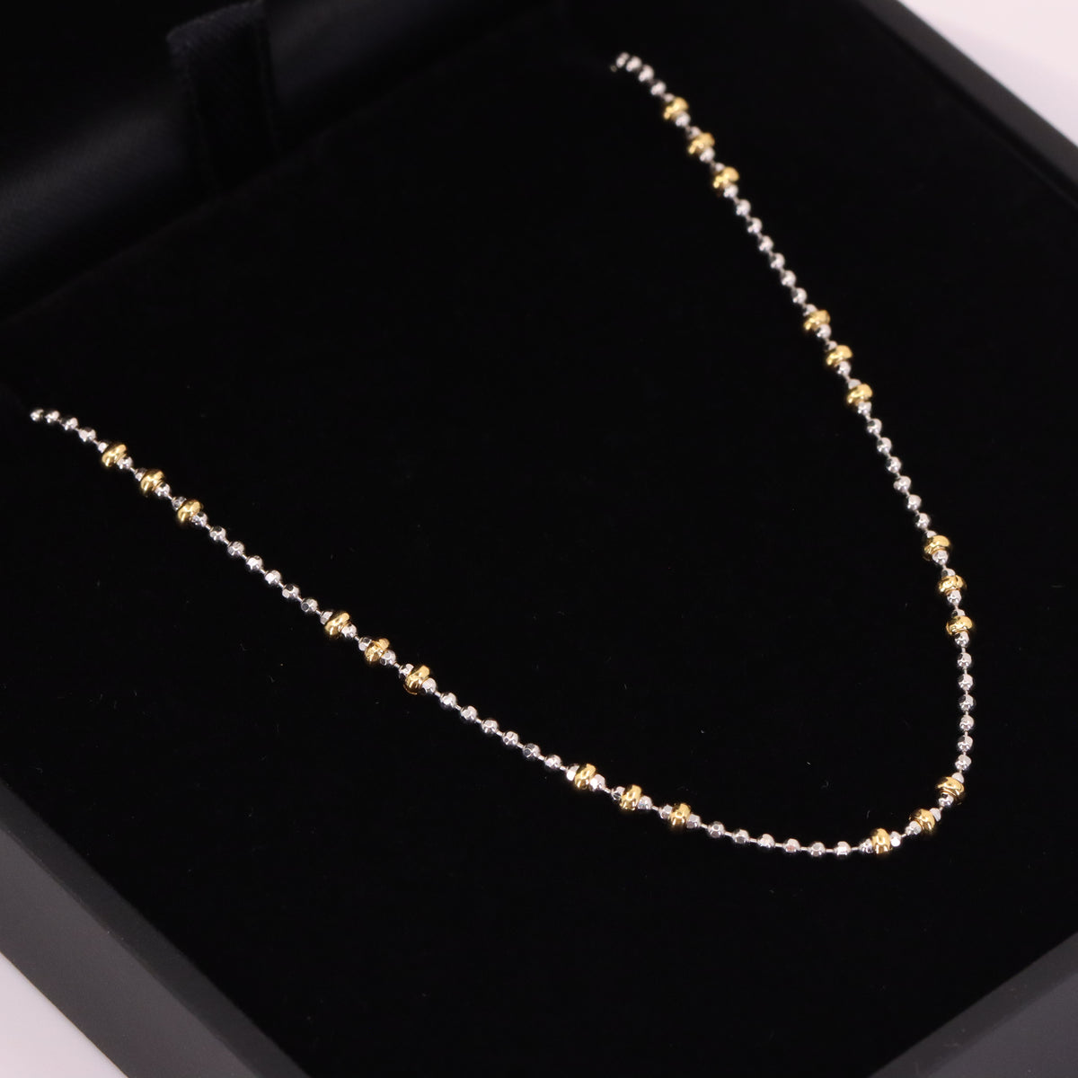 Vintage 18ct Yellow & White Gold Unoerre 16.5 Inch Bead Chain Necklace Boxed Gift
