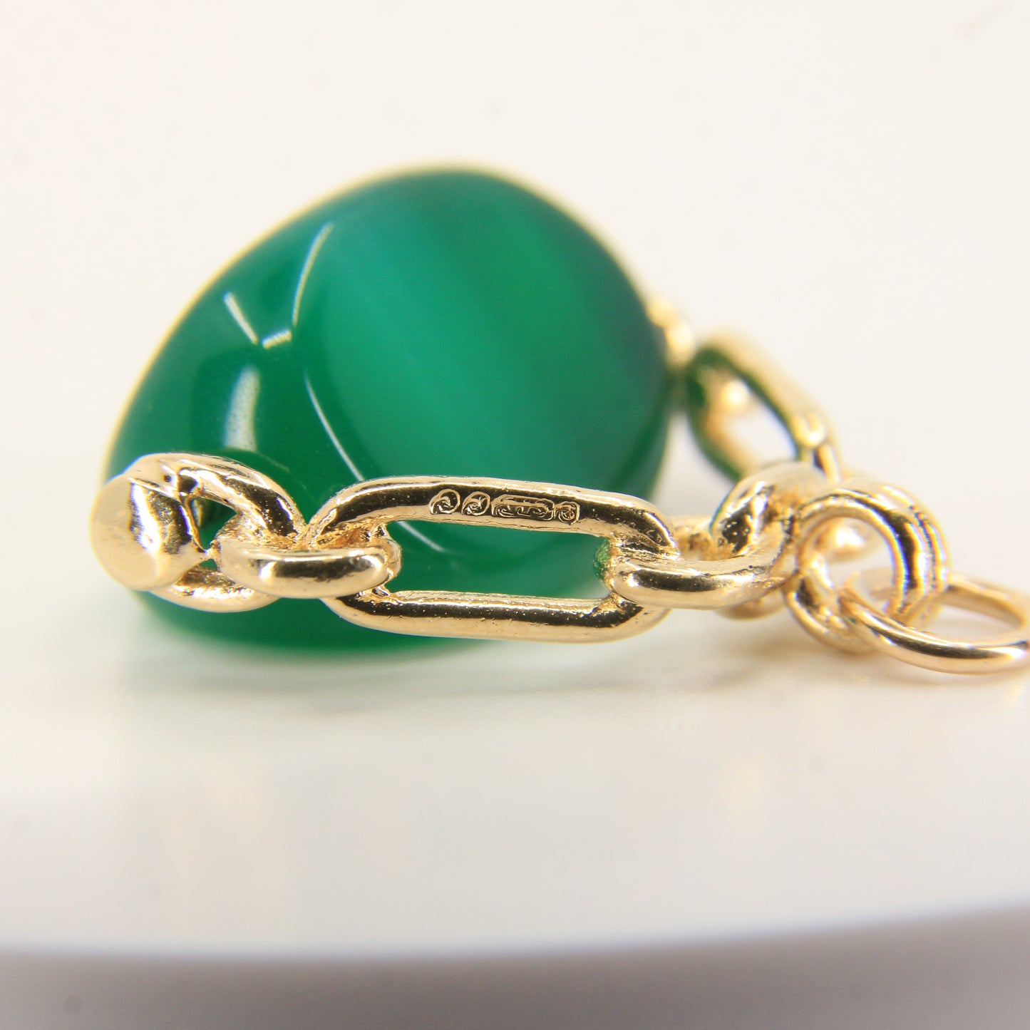 Vintage 9ct Hallmarked Gold Spinner Pendant – Malachite Fob Charm