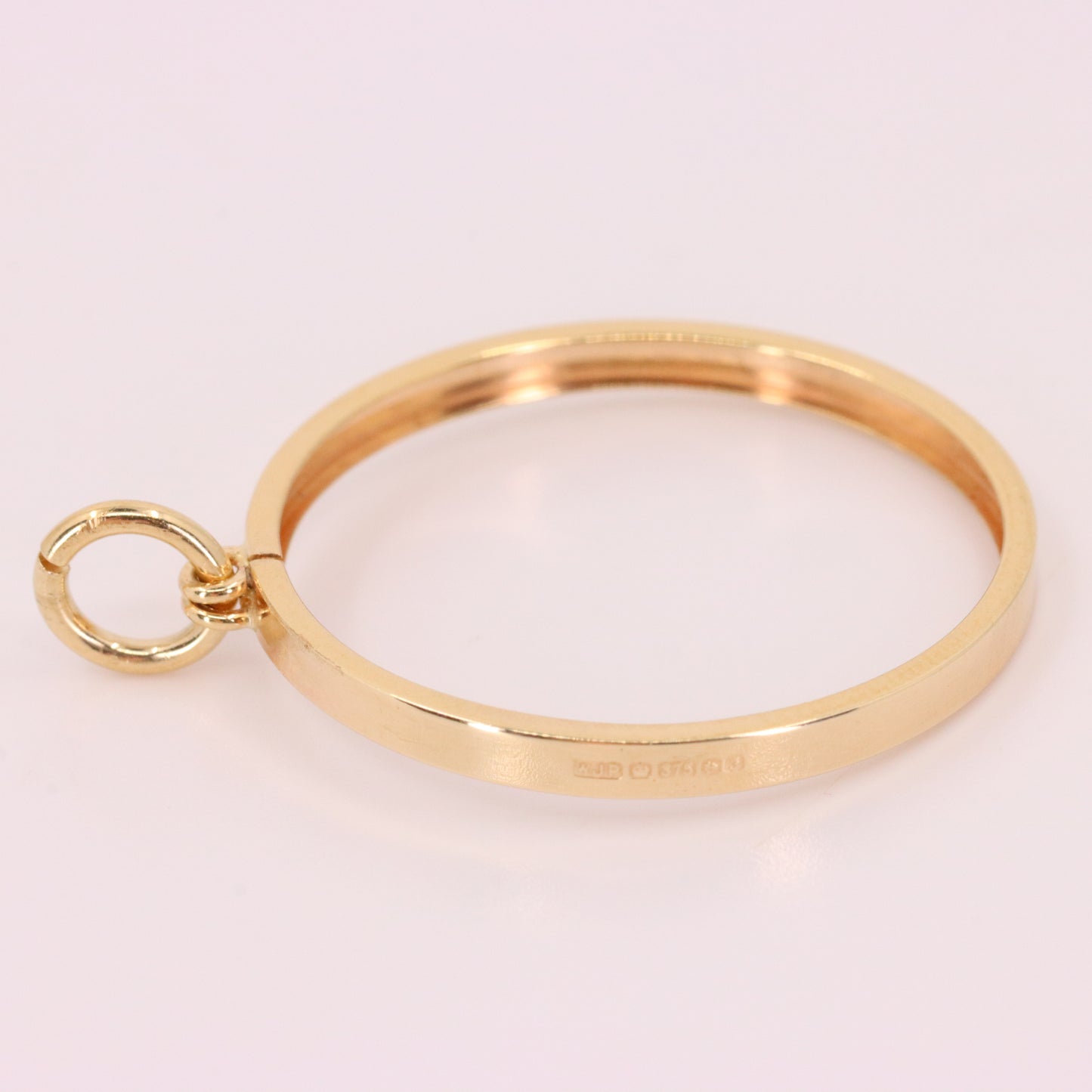 Vintage 9ct Hallmarked Gold Full Sovereign Coin Ring Pendant Mount Holder Frame