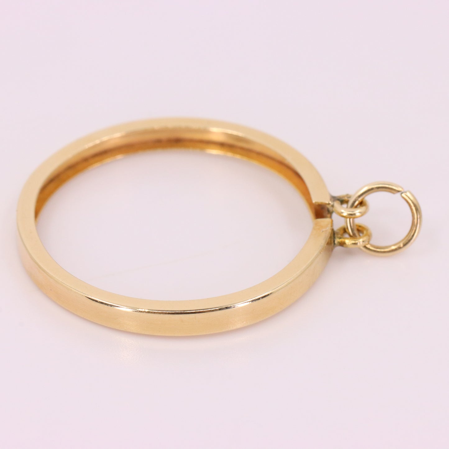 Vintage 9ct Hallmarked Gold Full Sovereign Coin Ring Pendant Mount Holder Frame