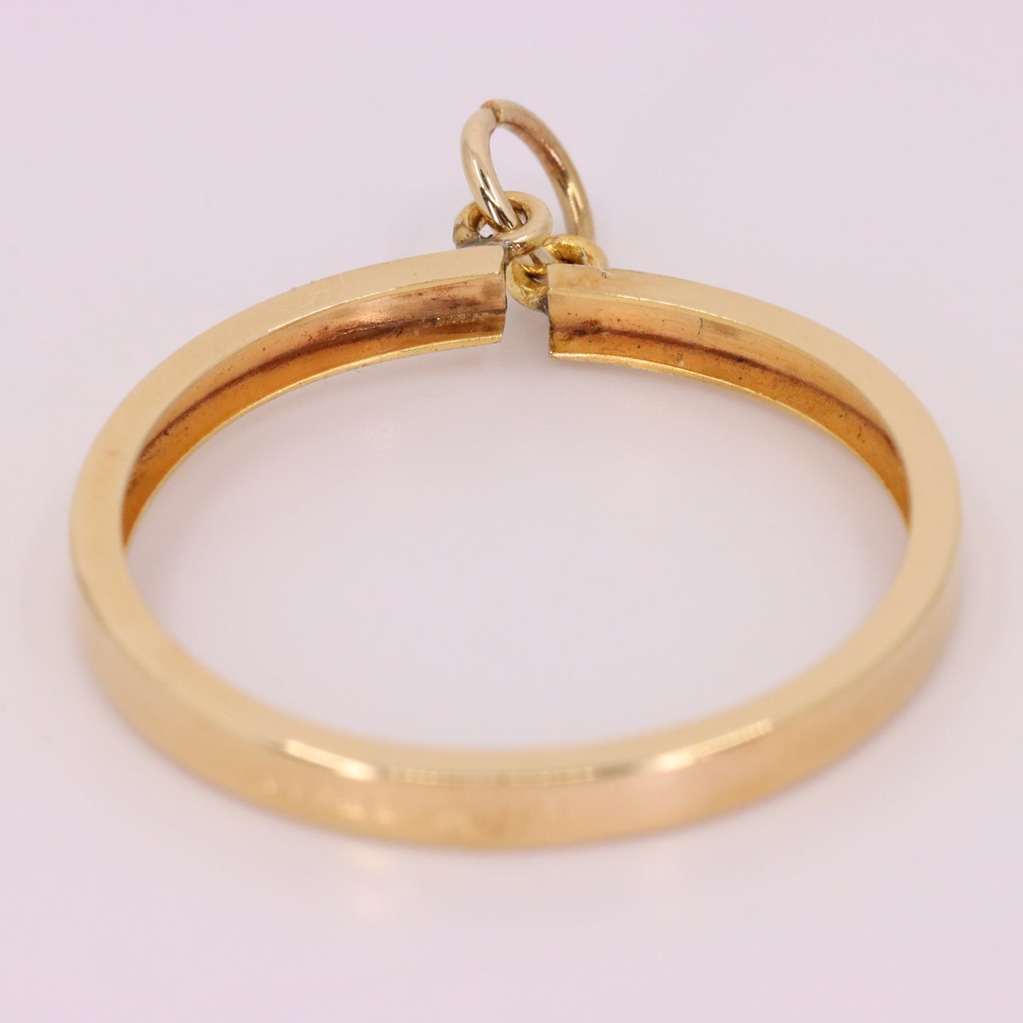 Vintage 9ct Hallmarked Gold Full Sovereign Coin Ring Pendant Mount Holder Frame