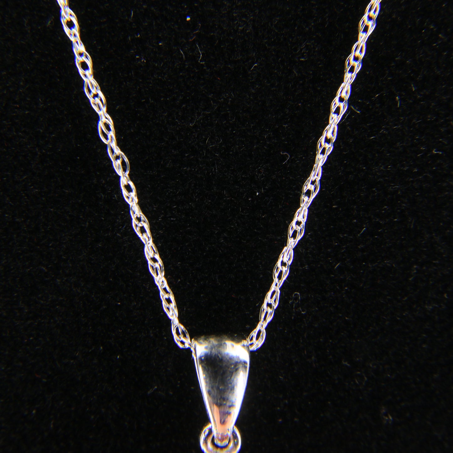 Vintage 18ct Hallmarked White Gold Pink Sapphire Diamond 18 Inch Cross Pendant Necklace