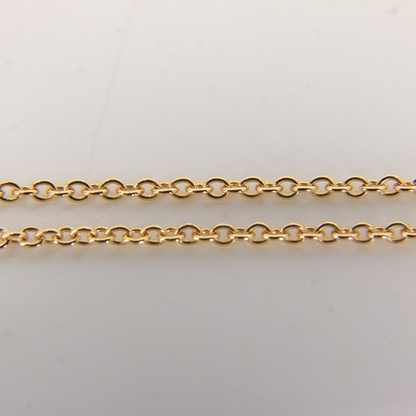 Vintage 18ct Hallmarked Gold Chain Necklace 16 Inch Fine 1mm Chain Boxed