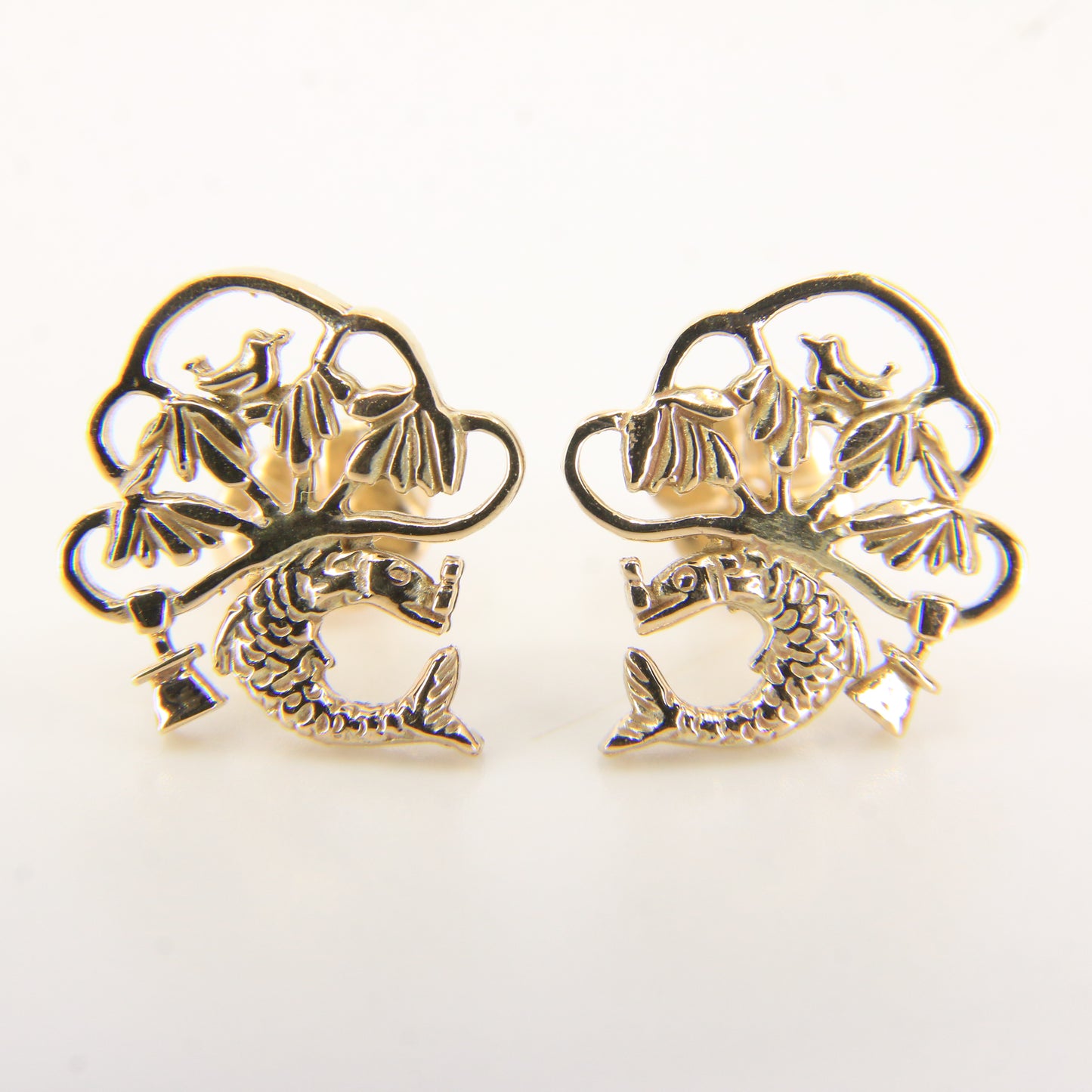 Vintage 9ct Yellow Gold St Mungo Glasgow Stud Earrings Scottish Heritage Gift