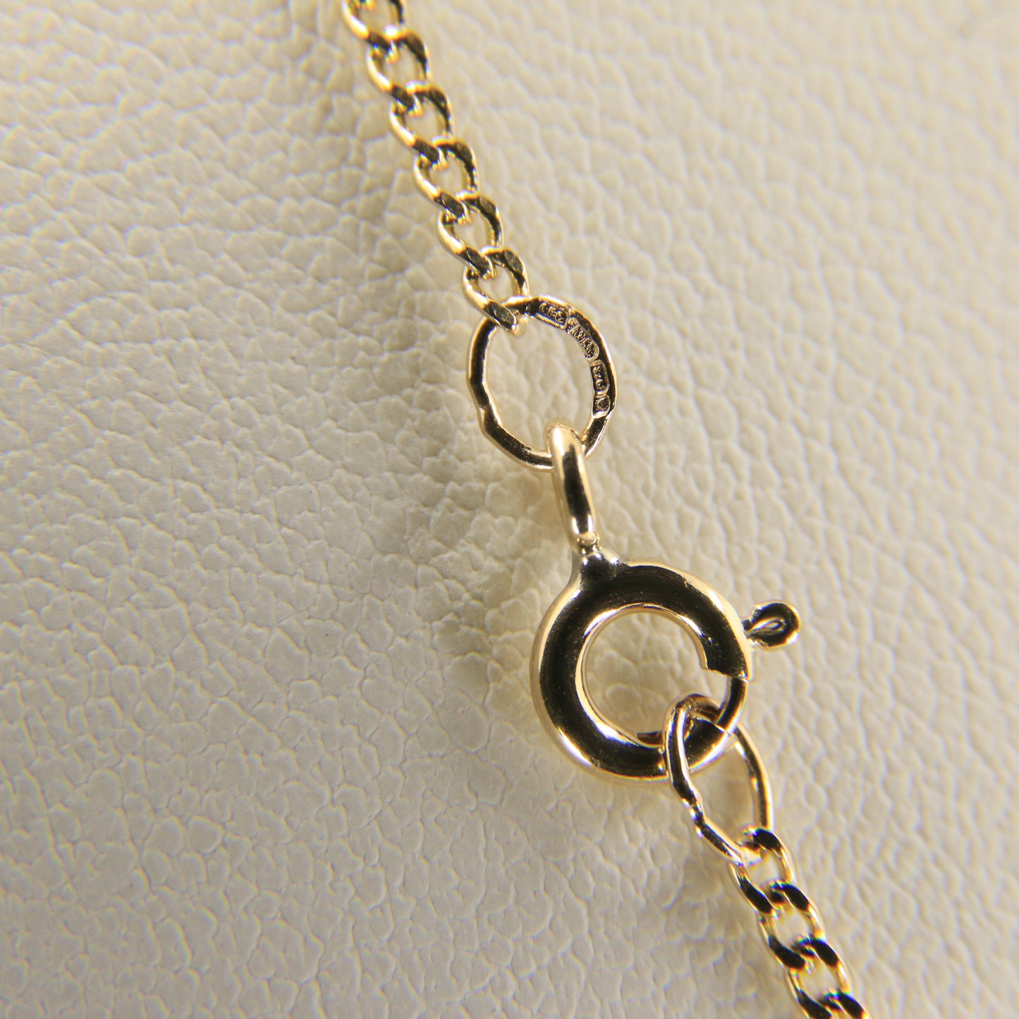 Vintage 9ct Gold Curb Chain Necklace Hallmarked Yellow Gold 18 Inch Boxed Gift