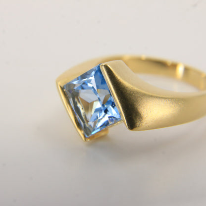 Vintage 18ct Danish Gold Aquamarine Statement Ring UK N Boxed
