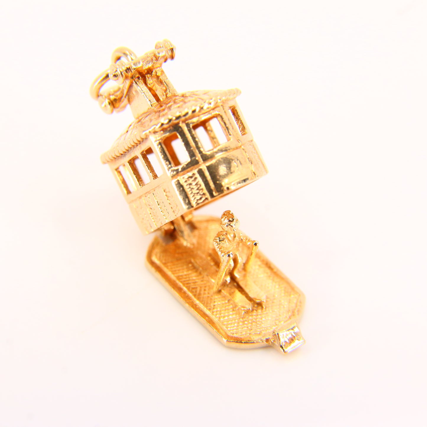 Vintage 9ct Skiing Charm Opening Gondola Ski Lift Hallmarked Yellow Gold Pendant