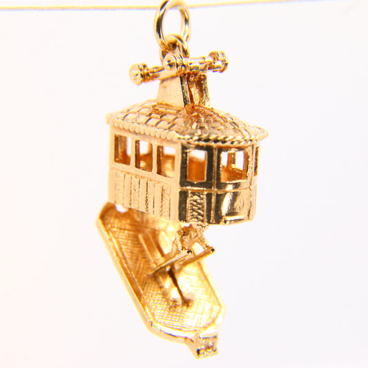 Vintage 9ct Skiing Charm Opening Gondola Ski Lift Hallmarked Yellow Gold Pendant