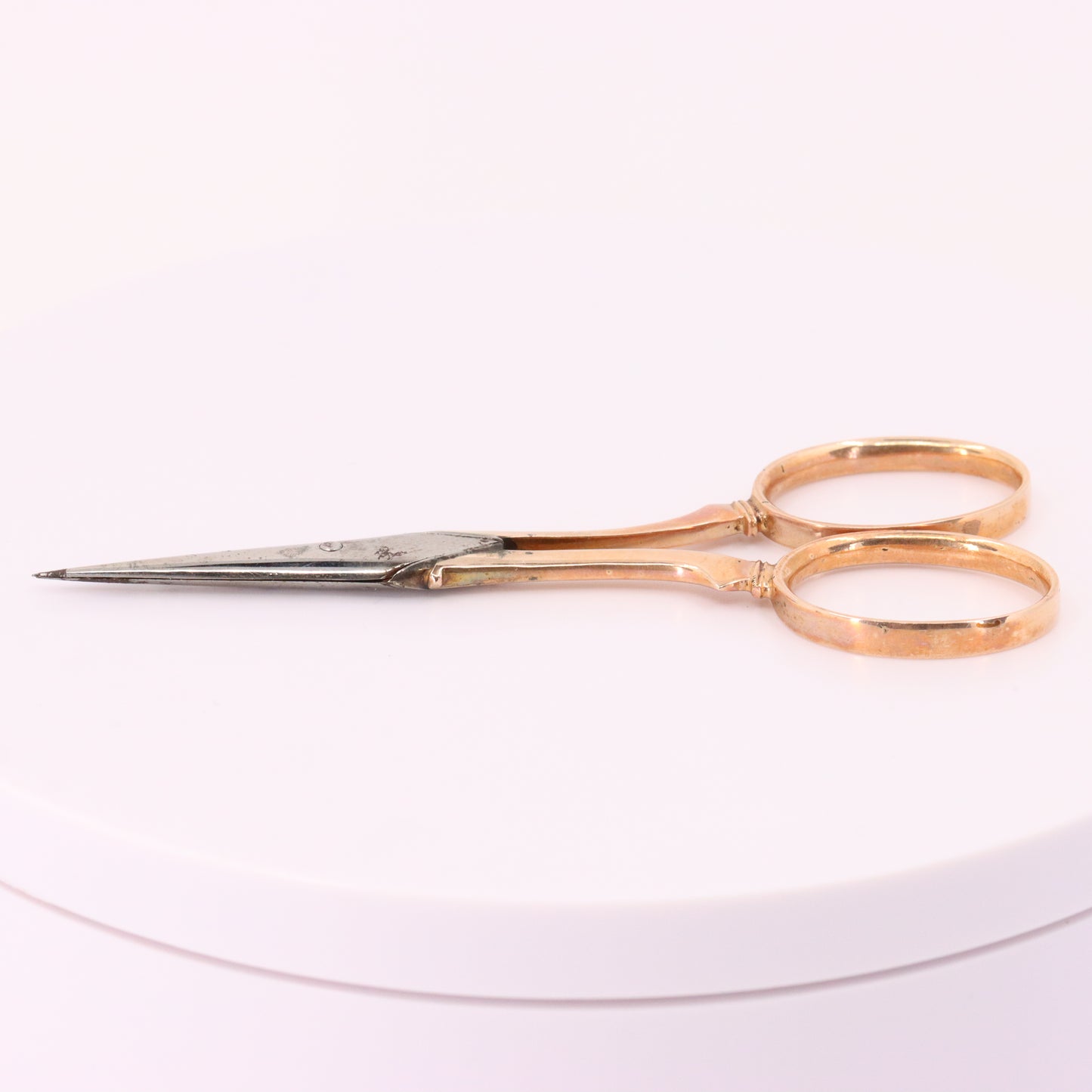 Antique 14K Gold Small Sewing Scissors Embroidery Snips Needlework Shears