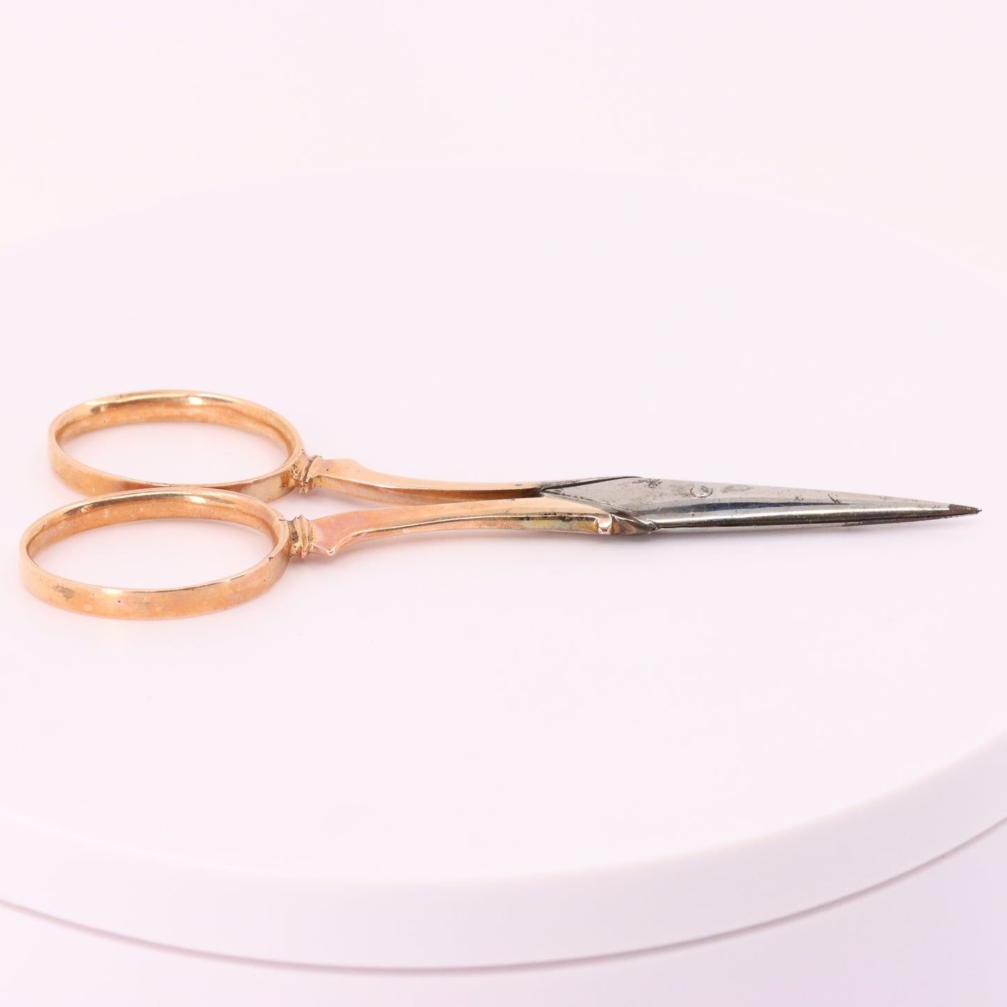 Antique 14K Gold Small Sewing Scissors Embroidery Snips Needlework Shears