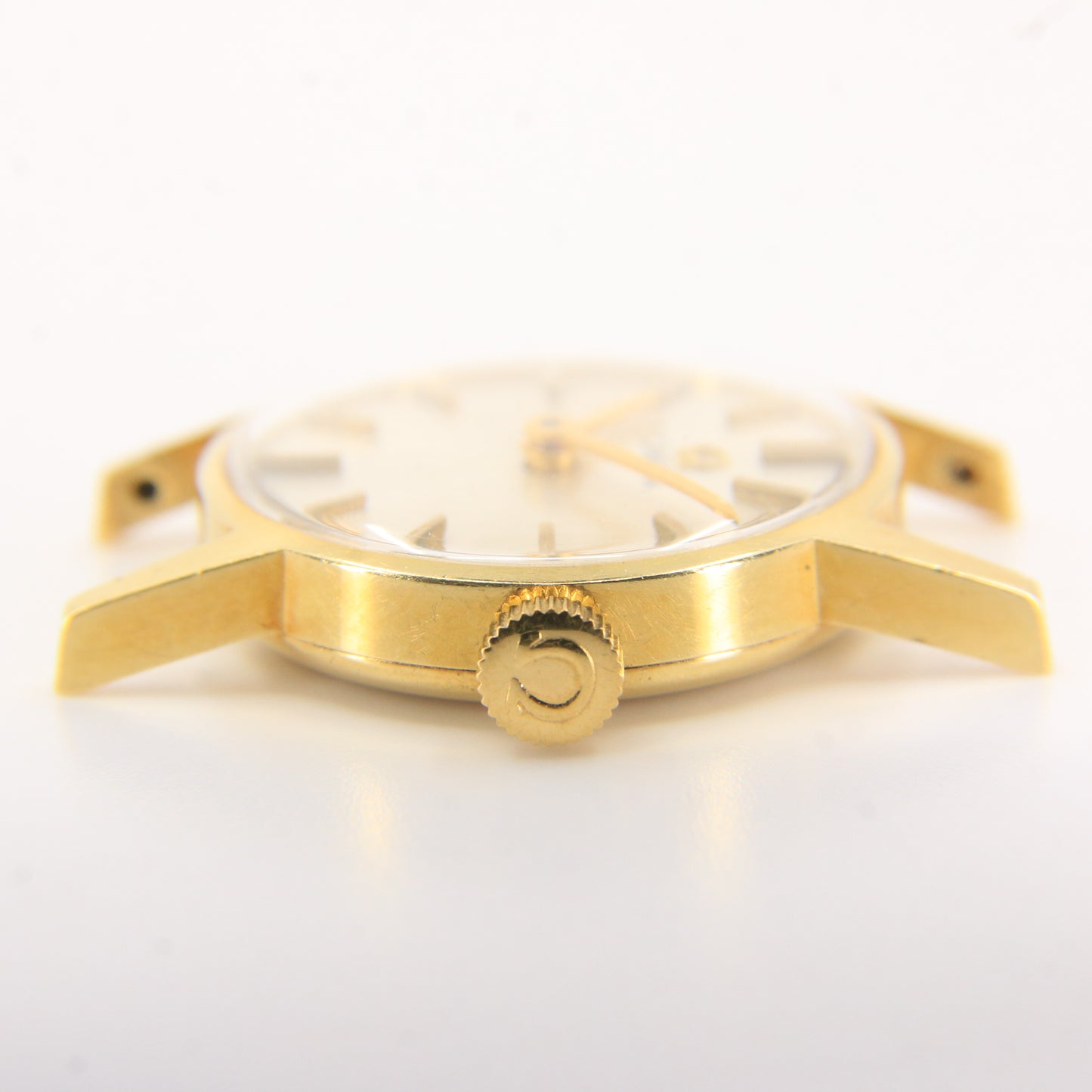 Vintage 18ct Hallmarked Gold Omega Ladies Watch Head 19mm Swiss 17 Jewel Manual Wind
