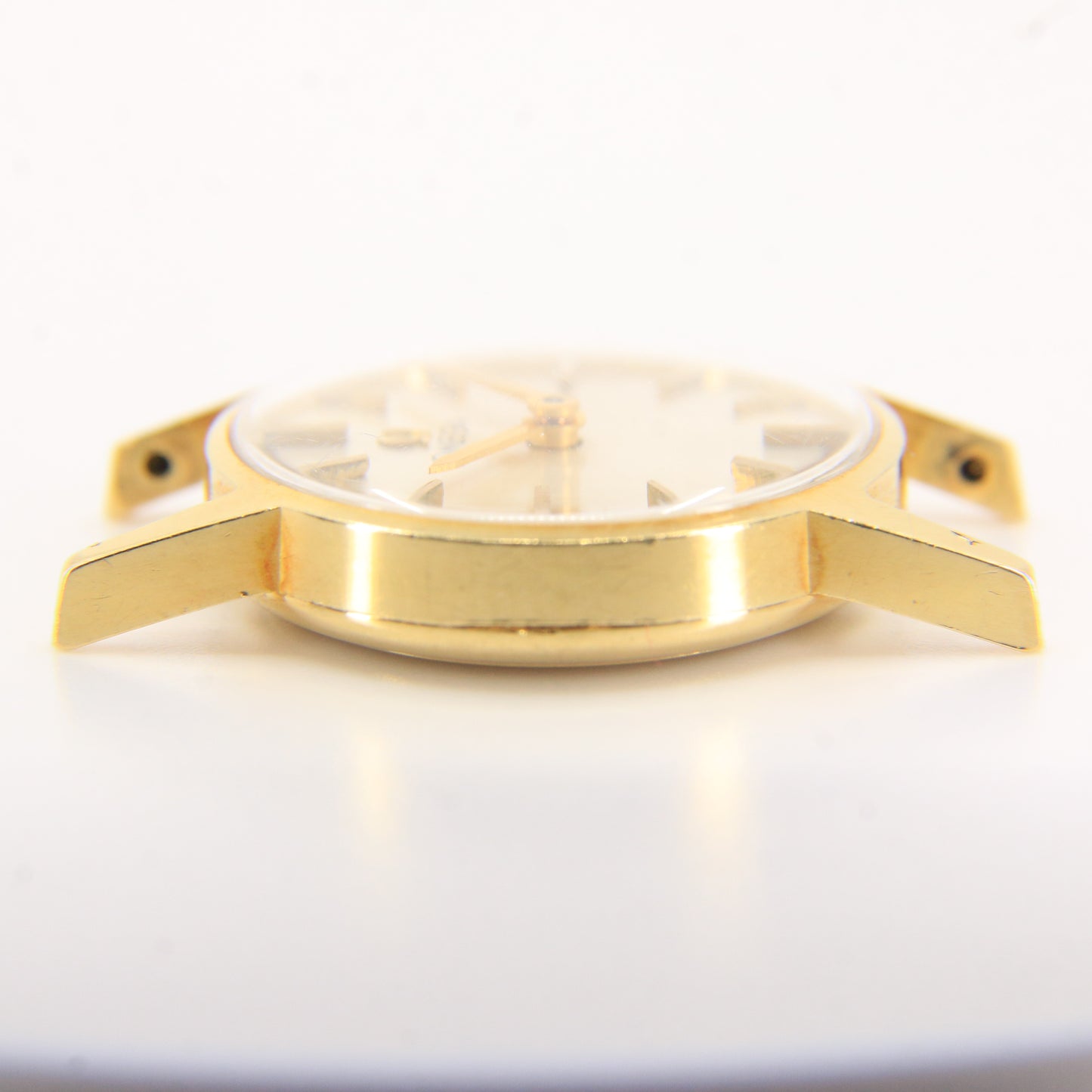 Vintage 18ct Hallmarked Gold Omega Ladies Watch Head 19mm Swiss 17 Jewel Manual Wind