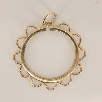 Vintage 9ct Gold Hallmarked Half Sovereign Coin Holder Pendant