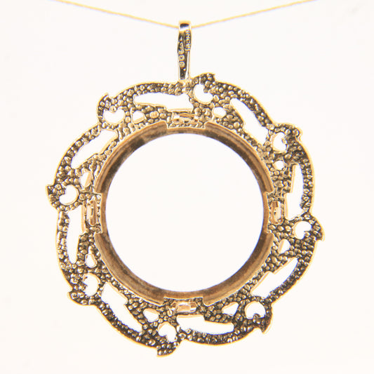 Vintage 9ct Gold Hallmarked Full Sovereign Coin Holder Pendant