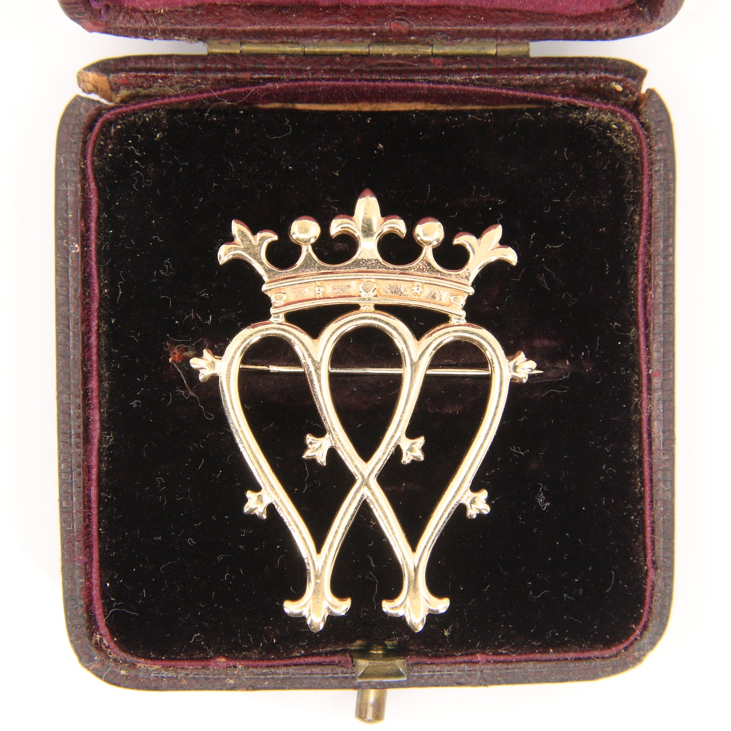 Vintage 9ct Hallmarked Luckenbooth Brooch Solid Gold Crown Heart