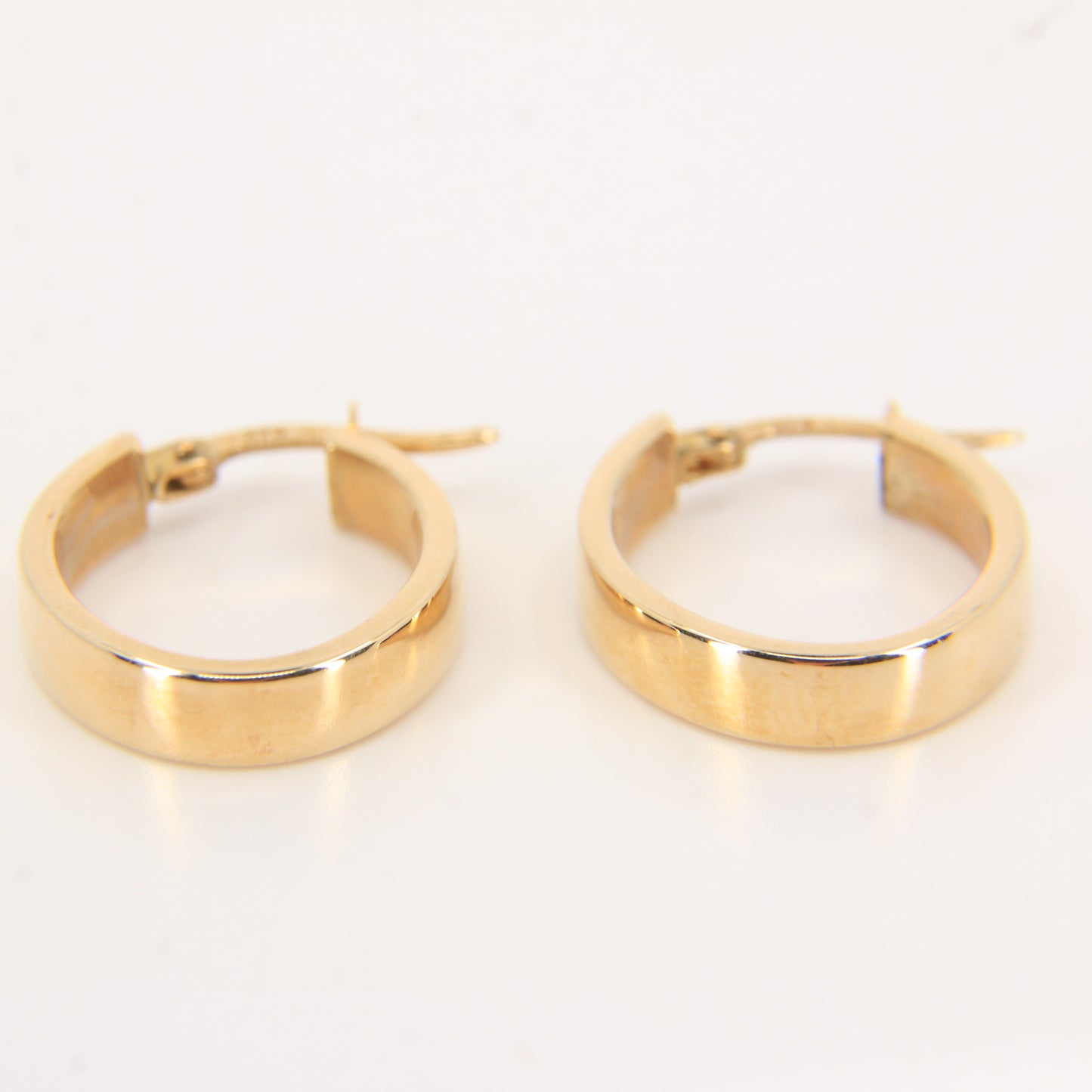 Vintage 9ct Gold Hoop Earrings Oval Lightweight Yellow Gold Boxed Gift
