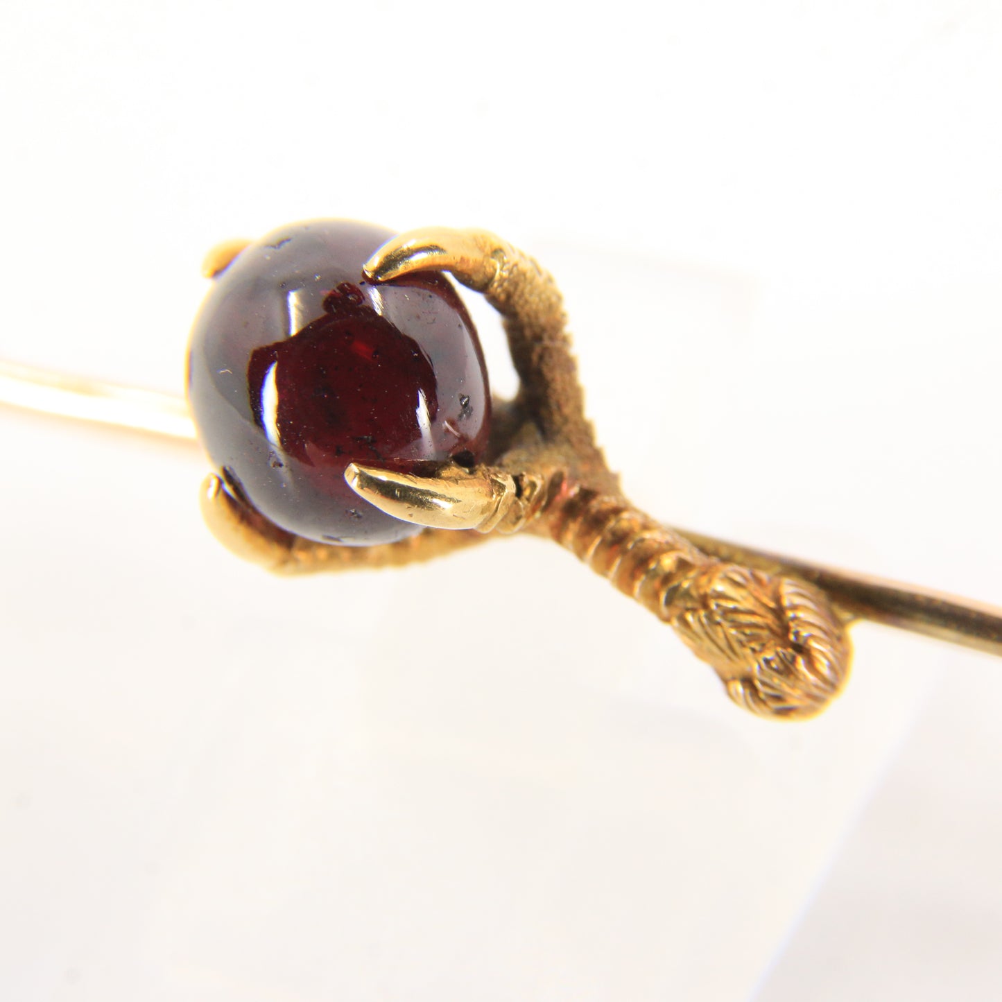 Antique 9ct Garnet Claw Brooch Yellow Gold Eagle or Dragon’s Claw Boxed Gift