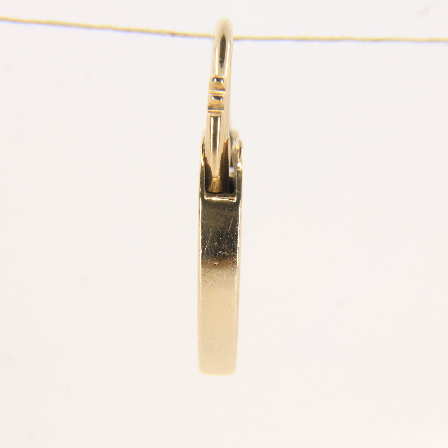 Vintage 9ct Hallmarked Gold Screw Detail Engraved Heart Padlock Pendant Charm